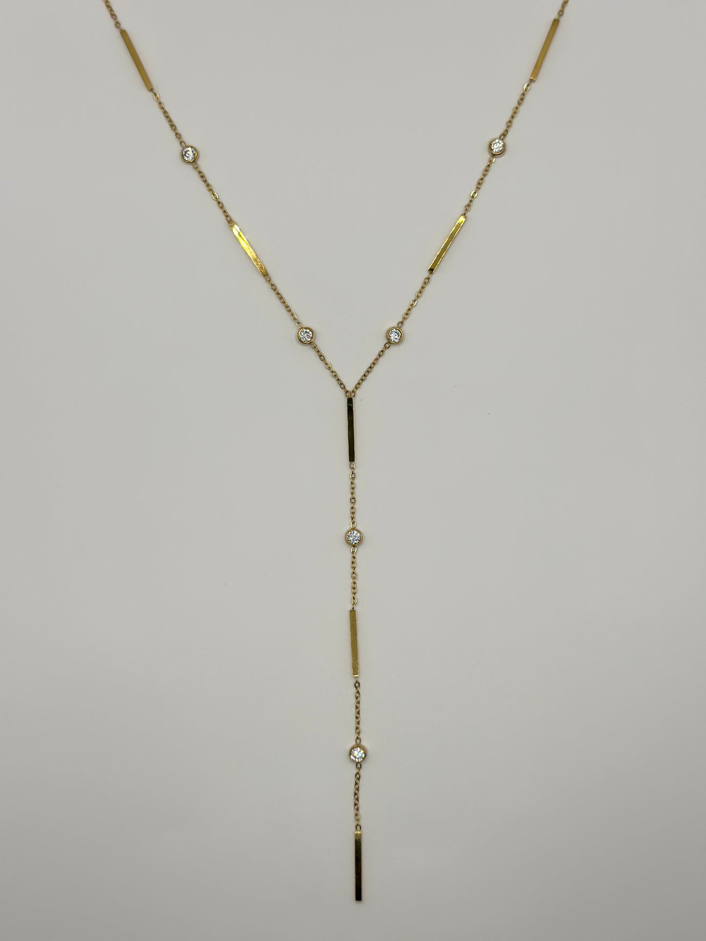Collier Sarah